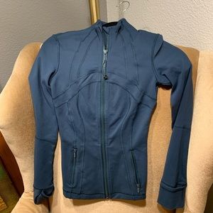 Lululemon long sleeve zip up jacket